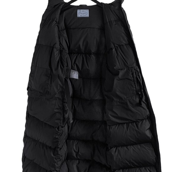 Prada 2019 Black Re-Nylon Belted Down Jacket - Picture 5 of 12